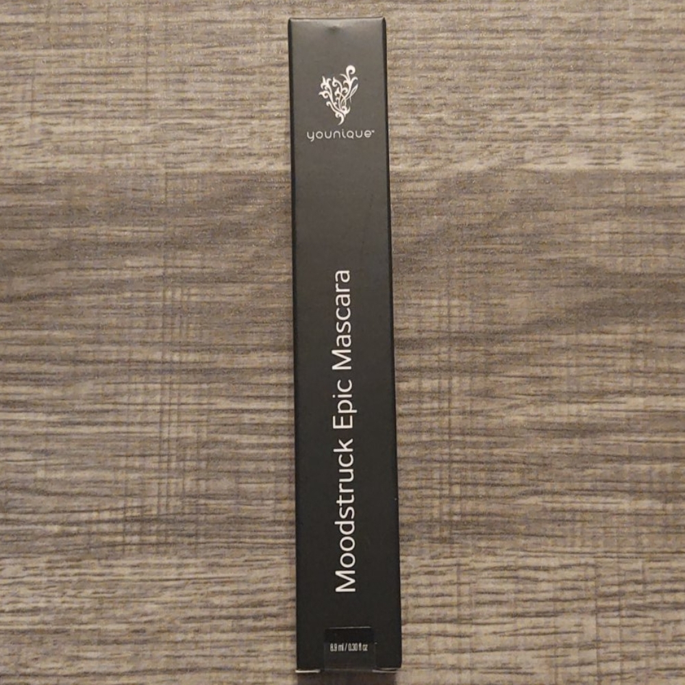 Younique Moodstruck Epic Mascara Black